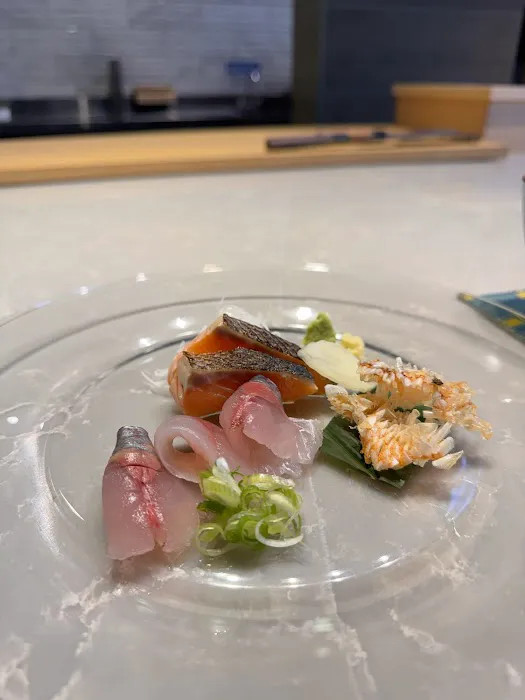Circle Sushi H Picture 1
