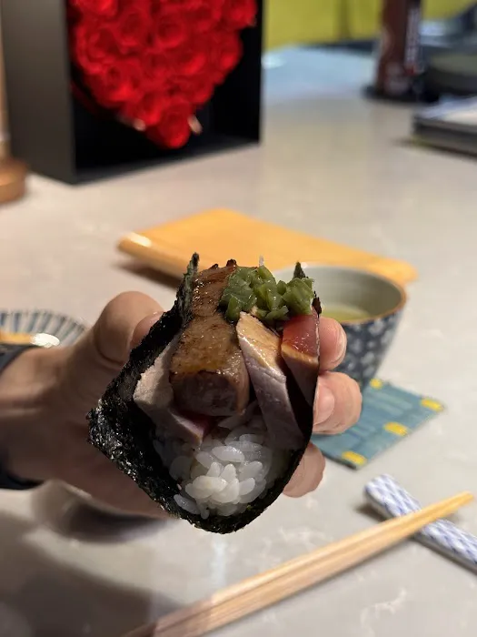 Circle Sushi H Picture 6