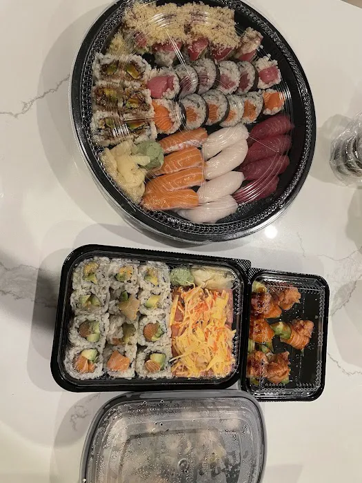 Alynia zushi & karaoke lounge Picture 1