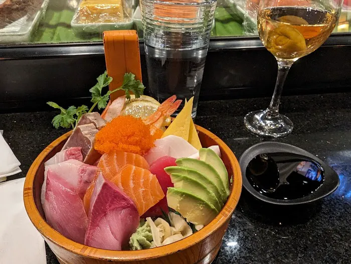 Sushi Yoshino Picture 10