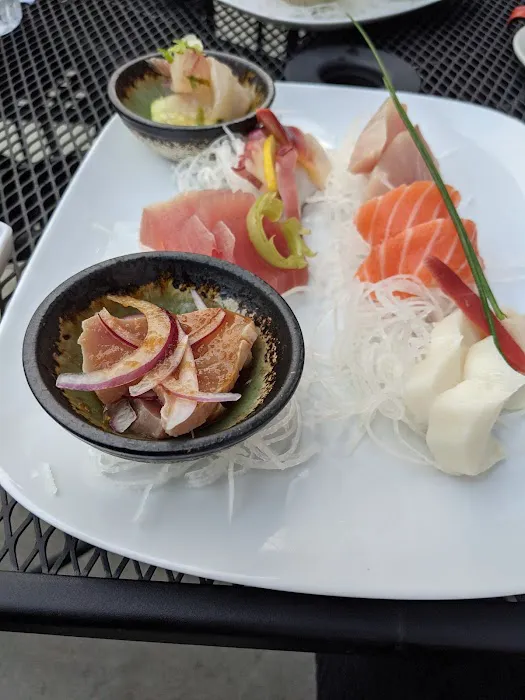Yuzu Sushi Picture 8