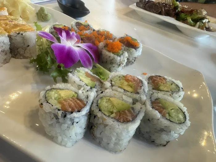 Osho sushi & hibachi Picture 6