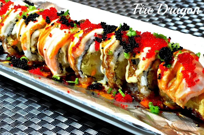 Sushi Nova - Lincoln Park Picture 7