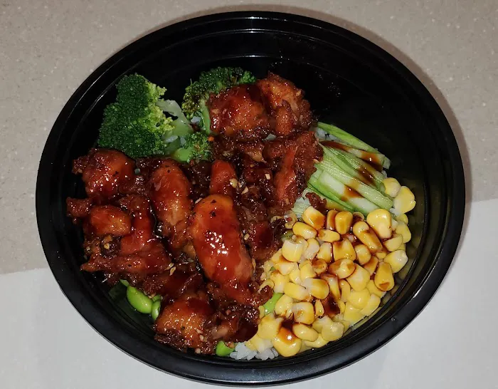 ALOHA POKE & RAMEN Picture 2