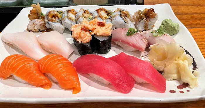 Happy Sumo Sushi and Steak House Picture 4