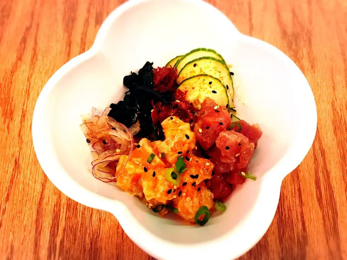 Strings Ramen Shop Lakeview Picture 9