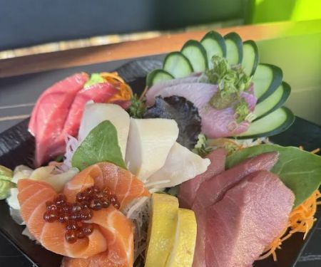 Budiu2019s Sushi Two-Go