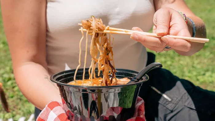 Lifting Noodles Ramen Picture 4
