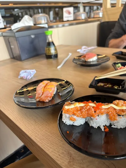 Revolving Sushi Factory Picture 8