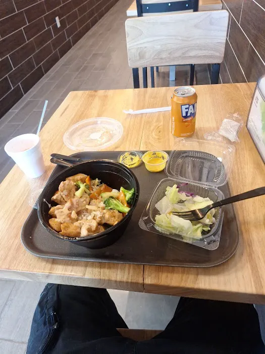 J ONE HIBACHI SUSHI Picture 6