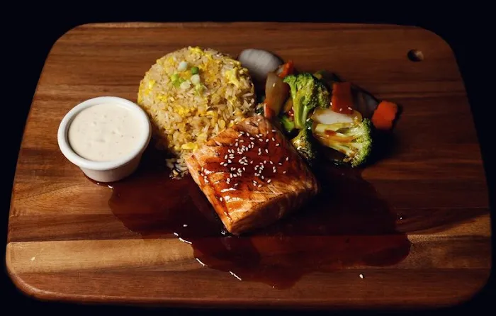 J ONE HIBACHI SUSHI Picture 8