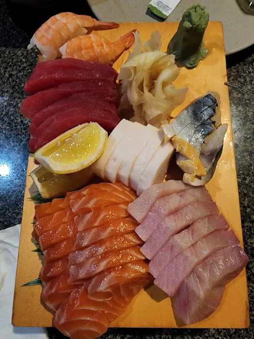 Yakiniku Japanese Steakhouse & Sushi Bar Picture 3