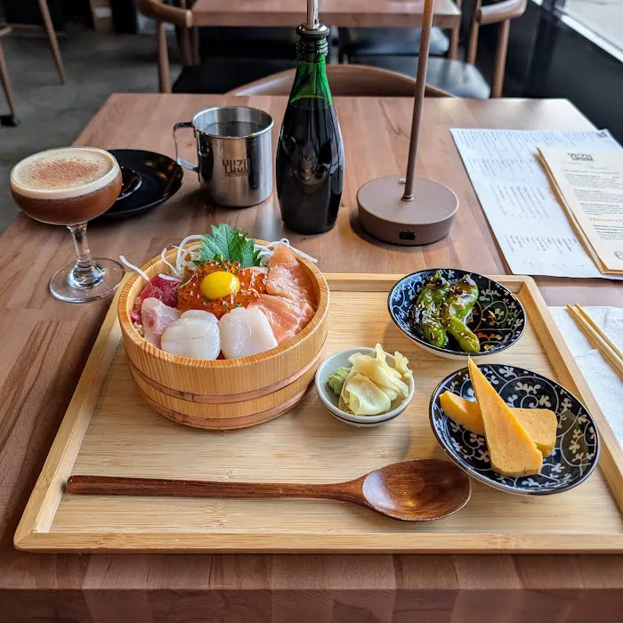 Yuzu Sushi & Robata Grill Picture 8