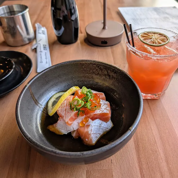 Yuzu Sushi & Robata Grill Picture 9