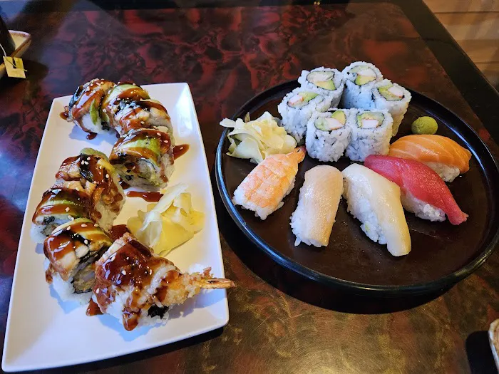Gorilla Sushi Diversey Picture 5