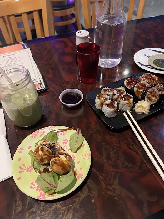 Gorilla Sushi Diversey Picture 9