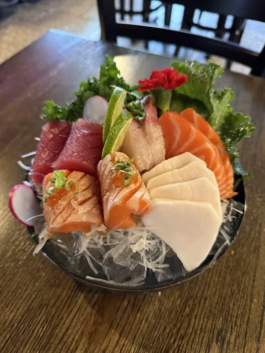 Ukai Sushi & Ramen Picture 5