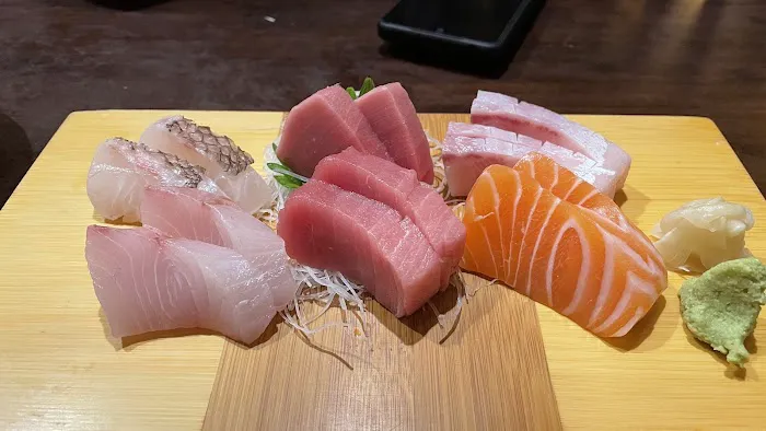 Circle Sushi Picture 3