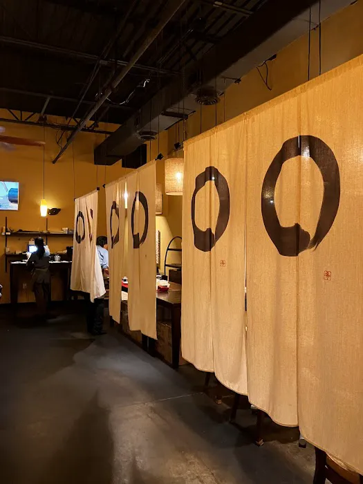 Circle Sushi Picture 6