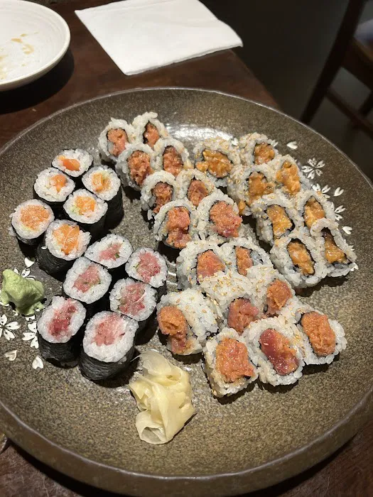 Circle Sushi Picture 4