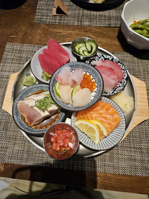 Sushi Momo Picture 10