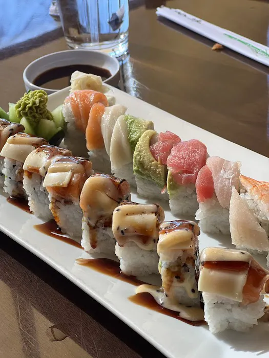 SUSHI Cafe Picture 8