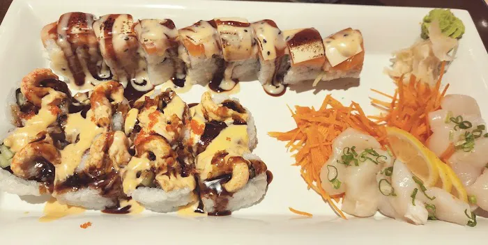 SUSHI Cafe Picture 4