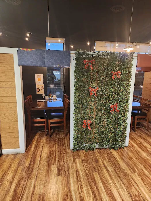 SUSHI Cafe Picture 10