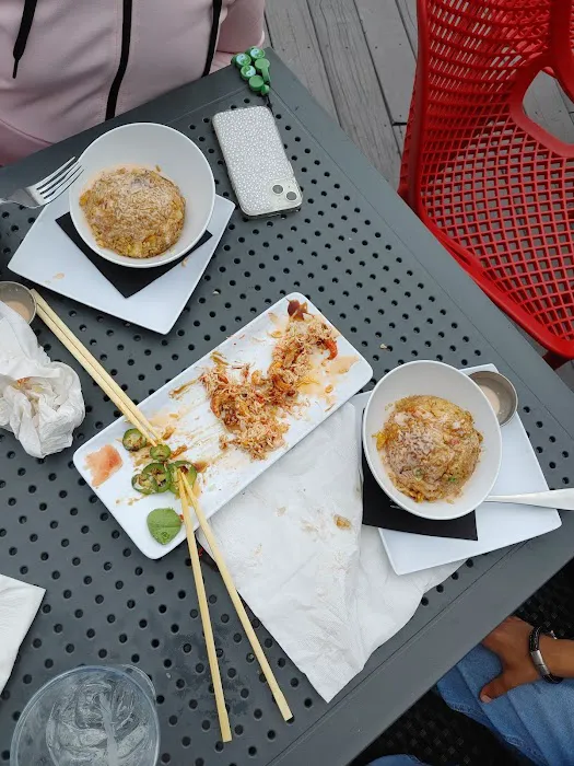 Rock N Roll Sushi Picture 2
