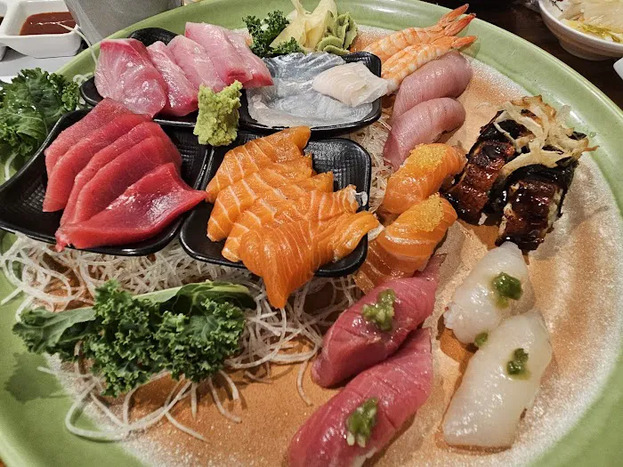 Doshi Sushi Picture 10