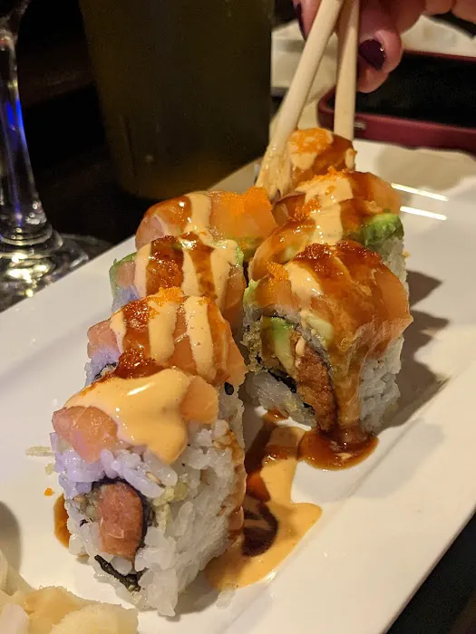 Suki Sushi & Asian Cuisine Picture 5