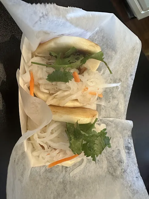 Băozi Asian Street Food (SUSHI&HIBACHI) Picture 2
