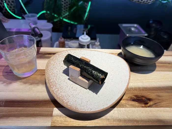 Jak Handroll Bar Picture 6
