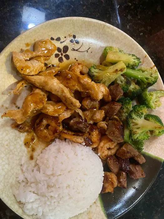 Kumo Hibachi & Sushi Picture 6