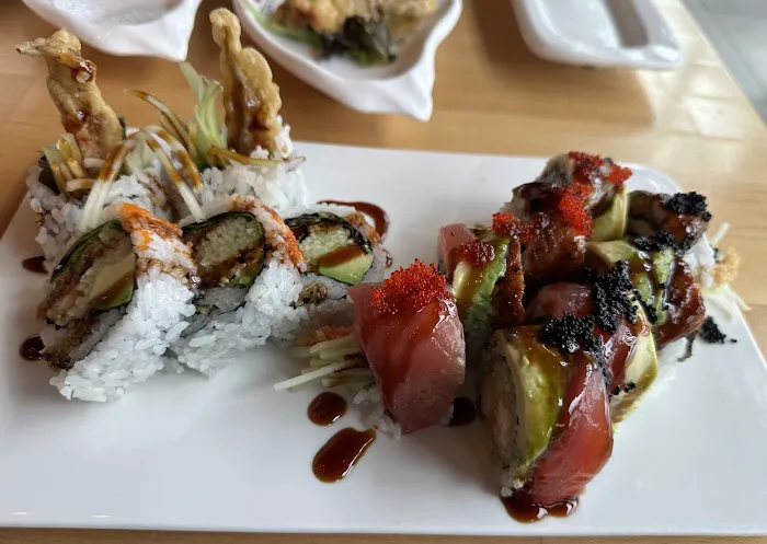 Sushi Taku-Logan Square Picture 2