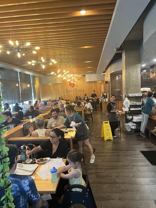 Sushi Taku-Logan Square Picture 9