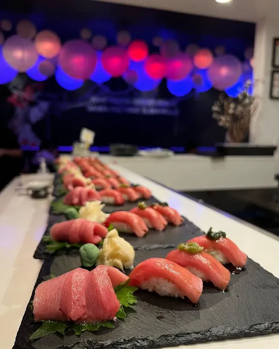 AMORE Sushi House Picture 5