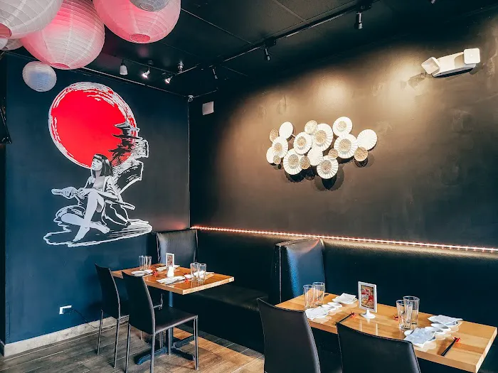 AMORE Sushi House Picture 2