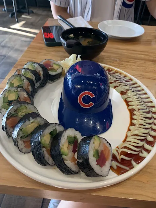 AMORE Sushi House Picture 7