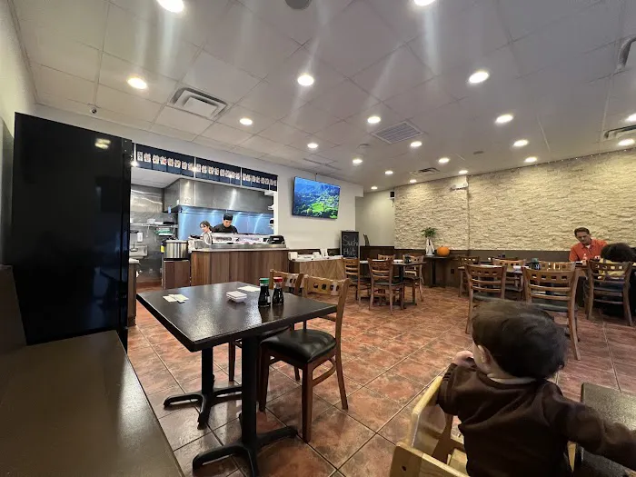 Sushi Hut & Hibachi Picture 1