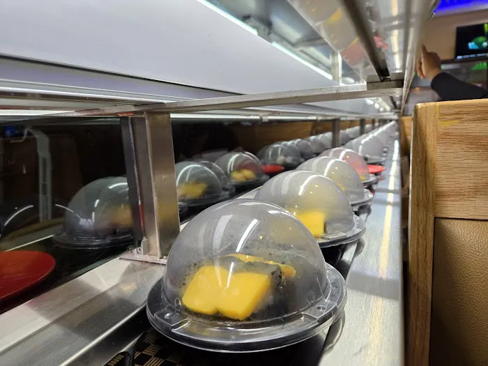 Revolving Sushi Factory Picture 7