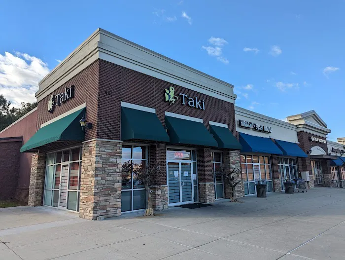 Taki Japanese Sushi & Hibachi Restaurant Picture 1