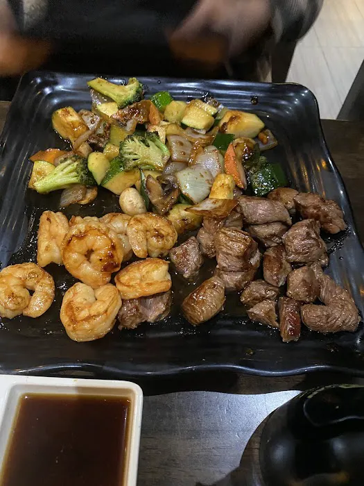 Taki Japanese Sushi & Hibachi Restaurant Picture 4