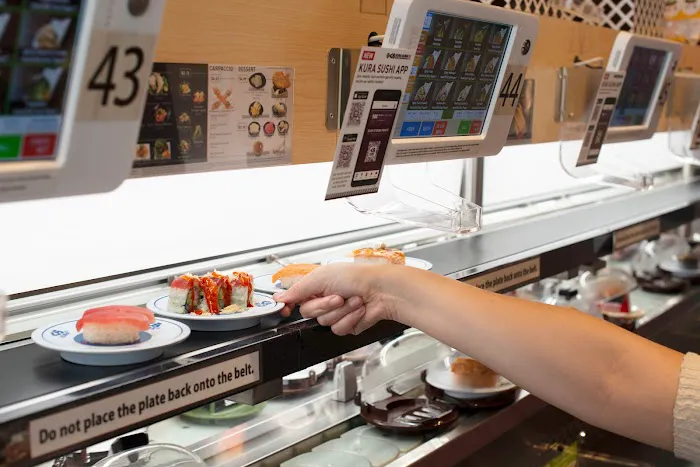 Kura Revolving Sushi Bar Picture 1