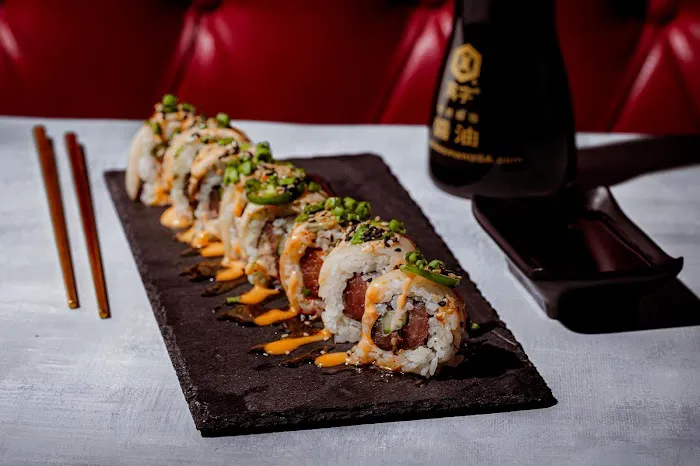 Rock N Roll Sushi Picture 2