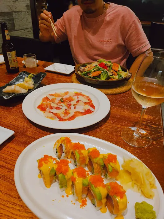 Sushi Nami Alpharetta Picture 9