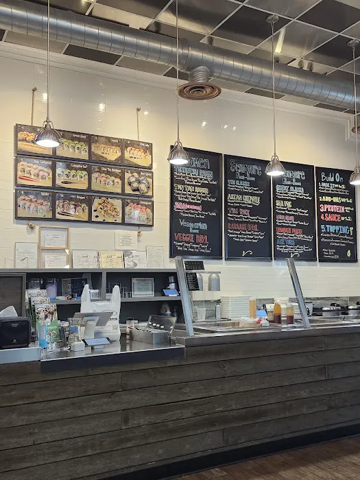 Oshi Poke Bowl and Sushi Picture 4