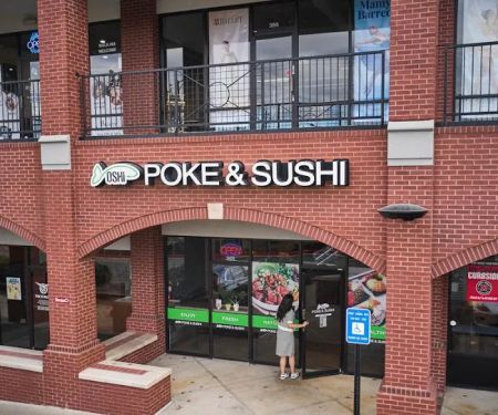 Oshi Poke Bowl and Sushi