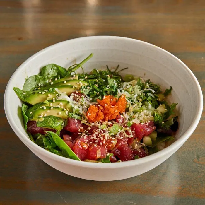 Oshi Poke Bowl and Sushi Picture 2