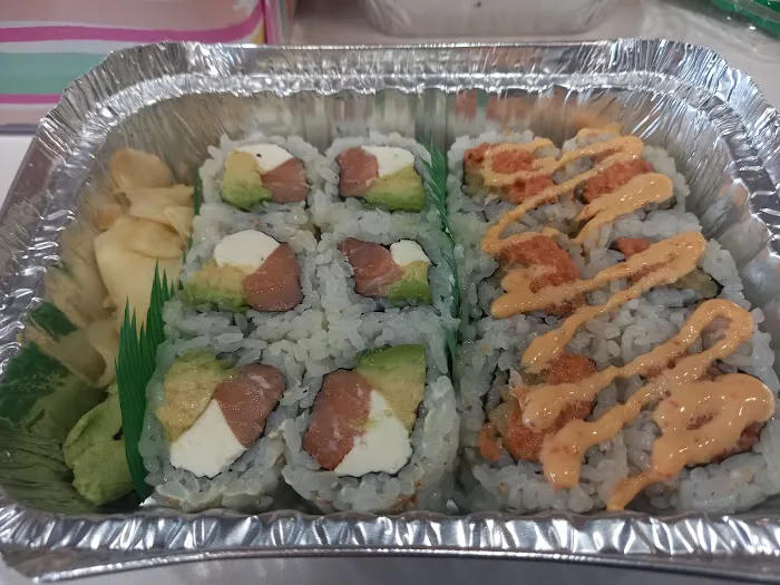 Paku Paku Sushi Picture 8